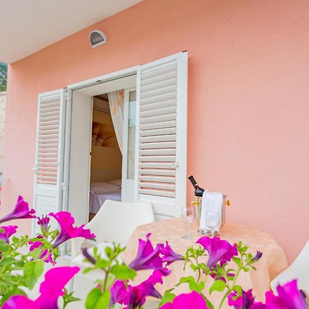 Baska Voda Apartments - Steps From The Beach, Free Parking, Central Location Exterior photo