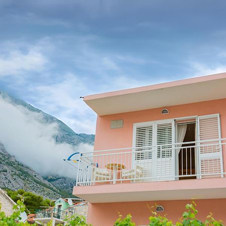 Baska Voda Apartments - Steps From The Beach, Free Parking, Central Location Exterior photo