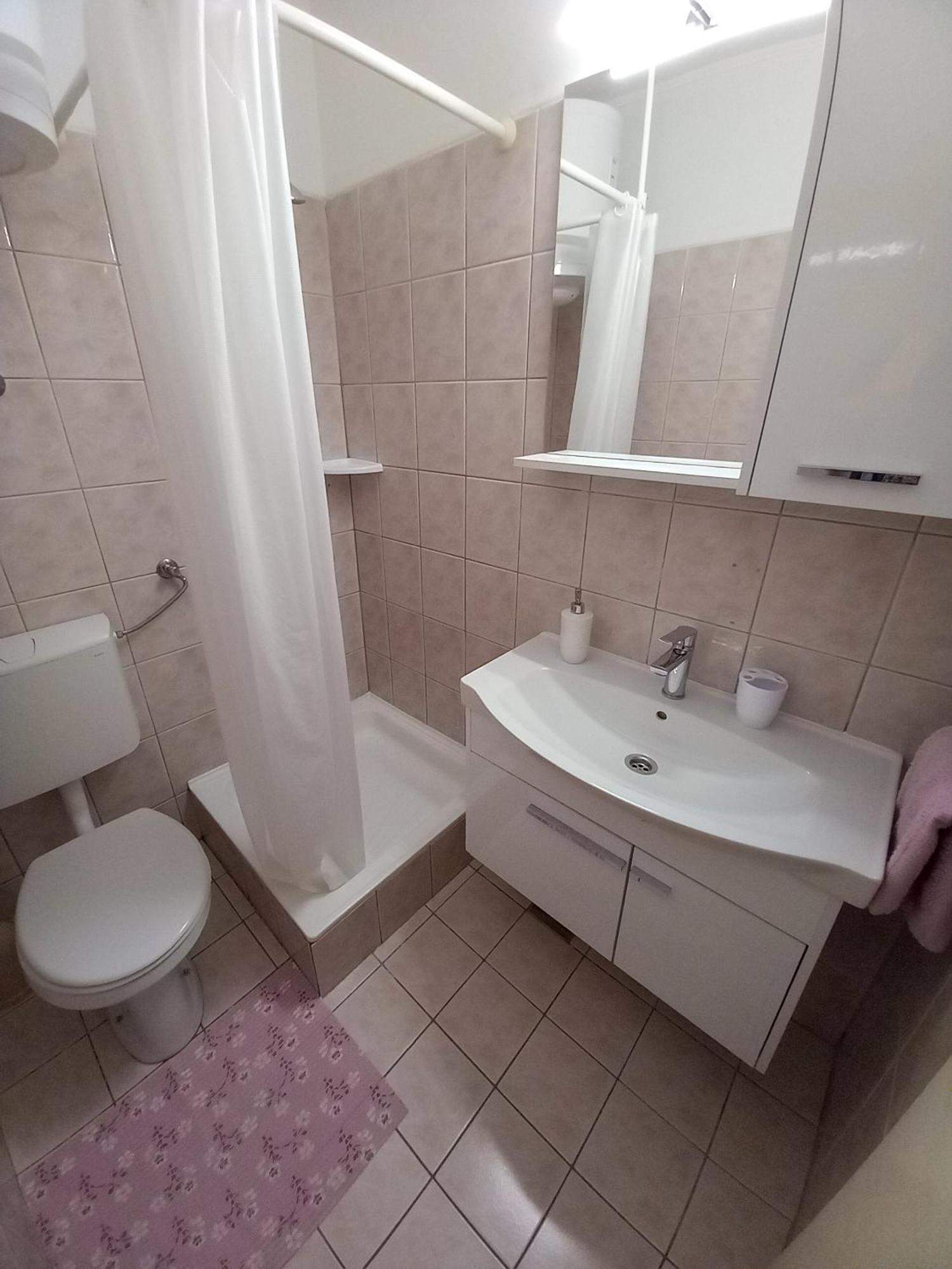 Baska Voda Apartments - Steps From The Beach, Free Parking, Central Location Room photo